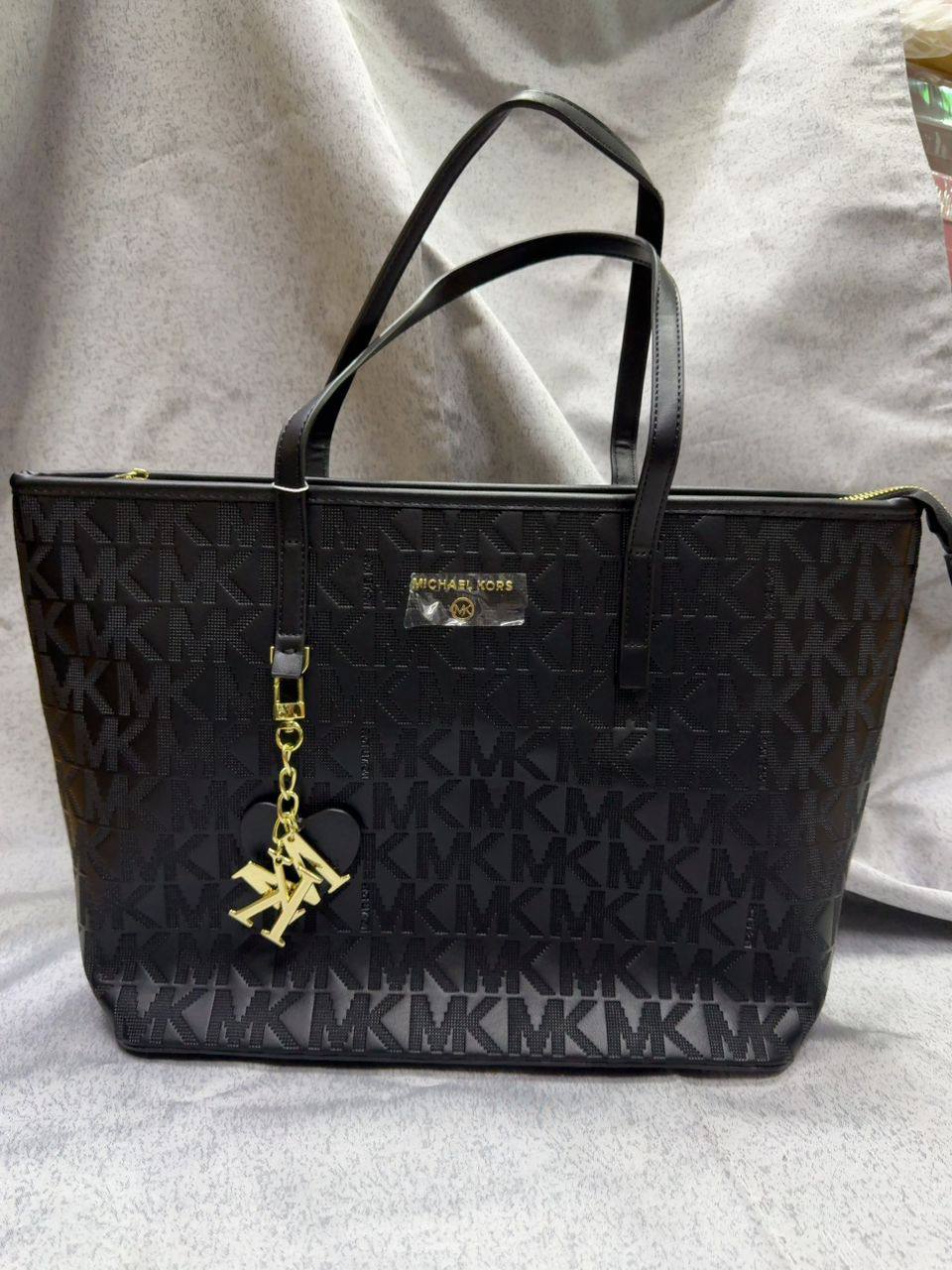 MK

90 dhs💓

size：42cm
Good quality

Zain35
♥️♥️♥️