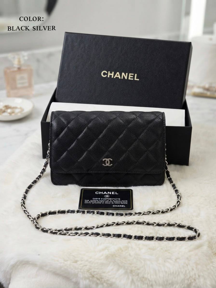 Chanel ᴄʟᴀssɪᴄ ᴡᴀʟʟᴇᴛ ᴏɴ ᴄʜᴀɪɴ
ɢᴏʟᴅʜᴀʀᴅᴡᴀʀᴇ ʟᴏɴɢ sʟɪɴɢ
ᴡɪᴛʜʙᴏx
ᴄᴀᴠɪᴀʀ ᴍᴀᴛᴇʀɪᴀʟ
sɪᴢᴇ:20ᴄᴍ
100 dhs🇦🇪🇦🇪

Zain56
♥️♥️♥️