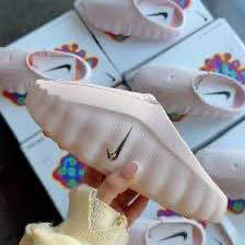 Nike Mind 001 mules in a "Pearl Pink"🌸
Size 37,38,40,41 Available 🤩
On Discount 
220 dhs✅

Zain242
♥️♥️♥️