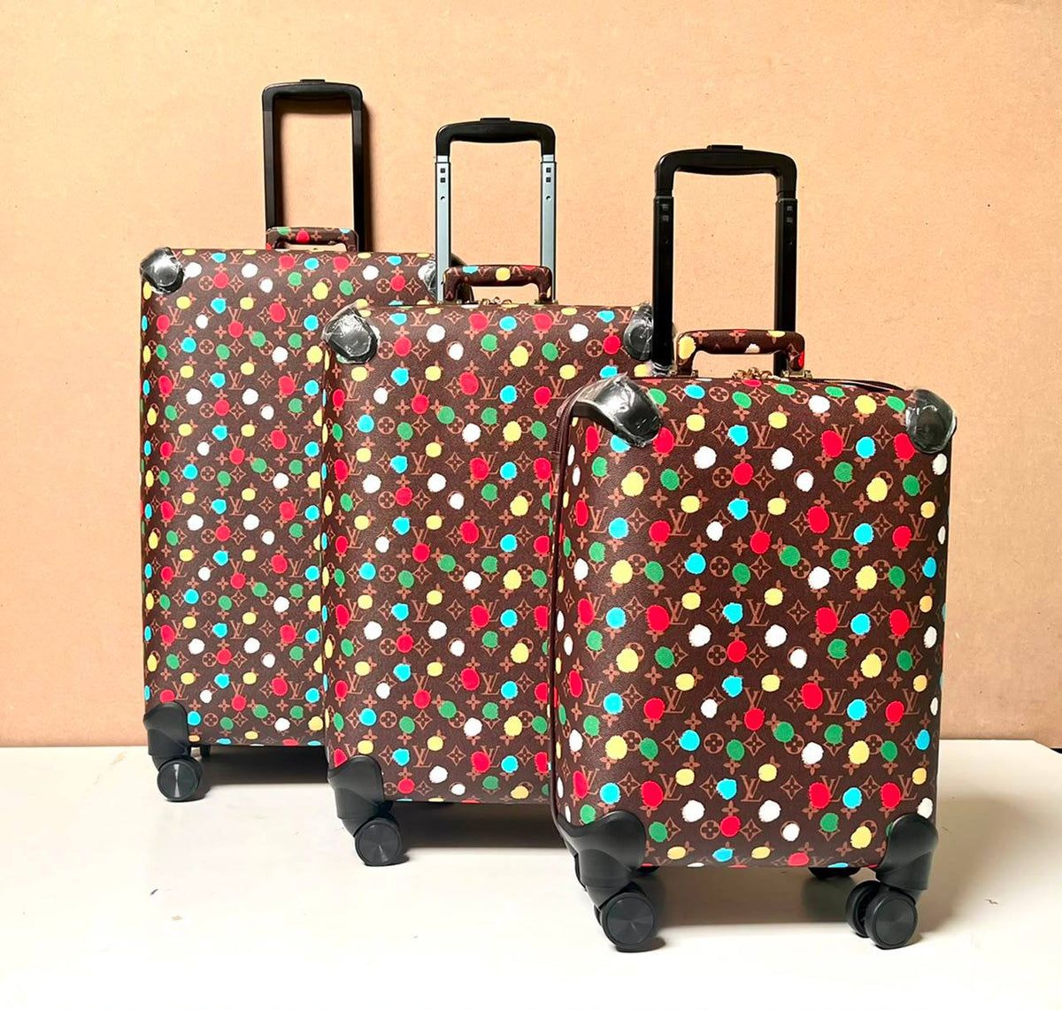 Travel Bags Set
Master💓💓
3in1
650 dhs✅✅

Zain341
♥️♥️♥️