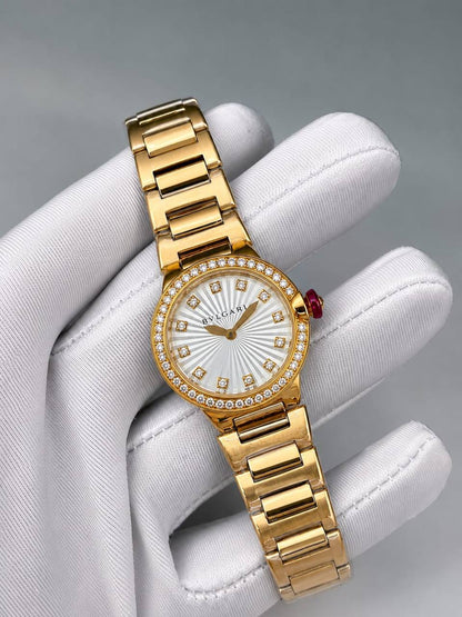 Bvlgari 
watch for ladies 
good quality 
320 dhs💓

Zain59
♥️♥️♥️