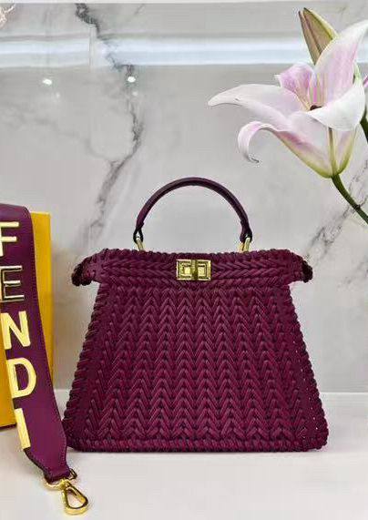Fendi
150 dhs✅

Zain143
♥️♥️♥️