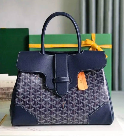 GOYARD 
COPY ONE 
140 dhs✅

Zain295
♥️♥️♥️