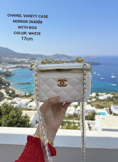 Chanel ᴠᴀɴɪᴛʏ ᴄᴀsᴇ
ᴍɪʀʀᴏʀ ɪɴsɪᴅᴇ
ᴡɪᴛʜʙᴏx
🎁🎁🎁

ʟᴀᴍʙsᴋɪɴ
sɪᴢᴇ:𝟏𝟕ᴄᴍ
100 dhs✅

Zain56
♥️♥️♥️