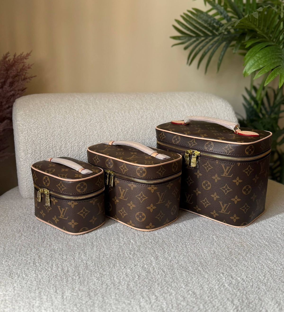 LV

For Price 👇 WhatsApp✅
0568585901 
0507557372
0552275751 Owner Zain 👌

Zain246
♥️♥️♥️