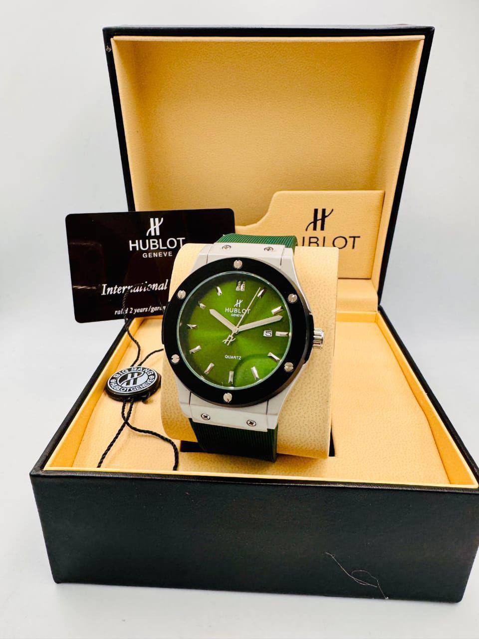 Hublot Men 
55 dhs❣️

Zain08
♥️♥️♥️