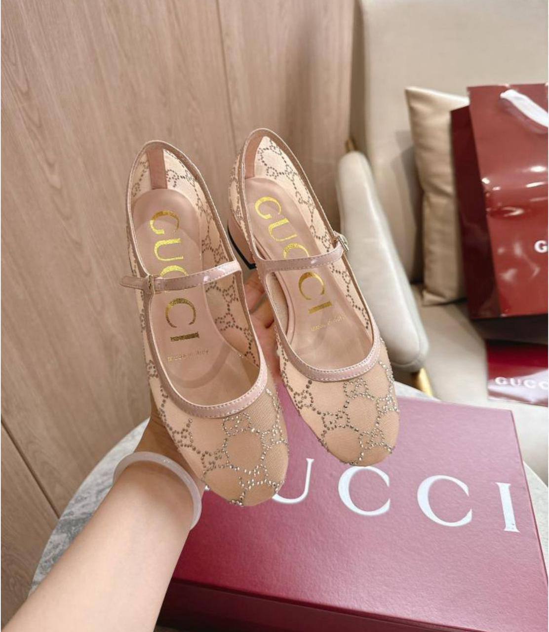 GUCCI 
MASTER Quality  
SIZE 36-41 
230 dhs✅

Zain88
♥️♥️♥️