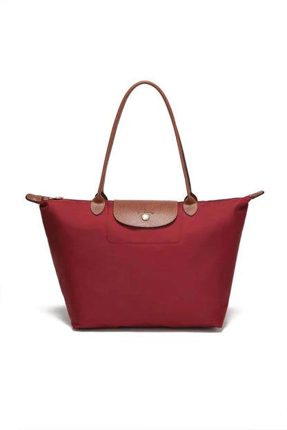 Longchamp
BIG
70 dhs❣️
size 46×19×30cm
Medium
60 dhs❣️
size 36×24×14cm
SMALL
50 dhs❣️
size 20×8.5×14cm

Zain41
♥️♥️♥️