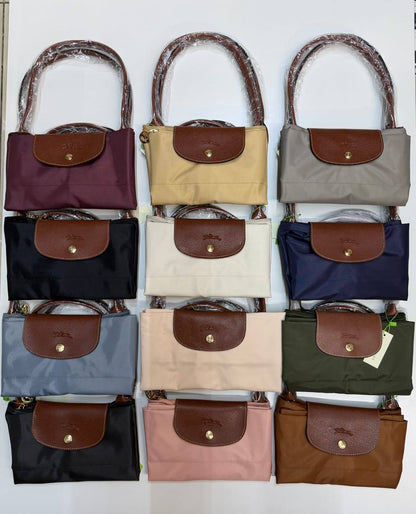 Longchamp
BIG
70 dhs❣️
size 46×19×30cm
Medium
60 dhs❣️
size 36×24×14cm
SMALL
50 dhs❣️
size 20×8.5×14cm

Zain41
♥️♥️♥️
