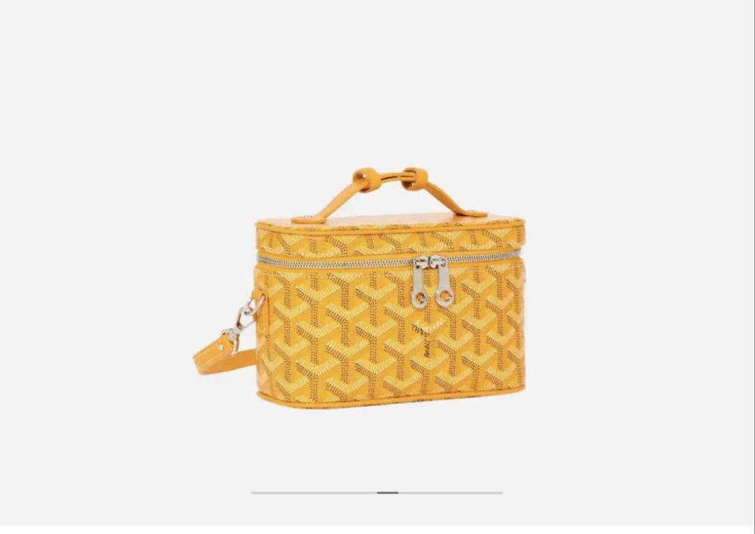 Goyard

withbox 
🎁🎁🎁

95 dhs🗽

Zain143
♥️♥️♥️