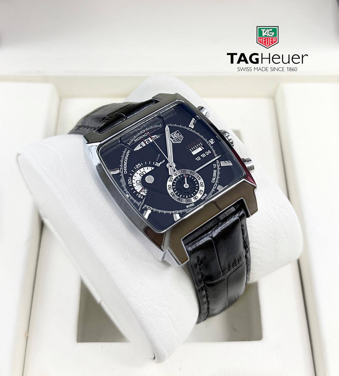 Tag heaur Men
*chronograph working*
120 dhs✅
*Battery*

Zain29
♥️♥️♥️