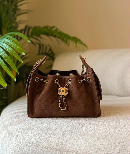 CHANEL
       
  🌿 💕22 cm 💕🍃
For Price 👇 WhatsApp✅
0568585901 
0507557372
0552275751 Owner Zain 👌

Zain246
♥️♥️♥️