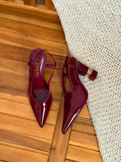 Chanel 
Size 36-41
_Super master high quality_🪡
450 dhs🇦🇪🇦🇪

Zain176
♥️♥️♥️