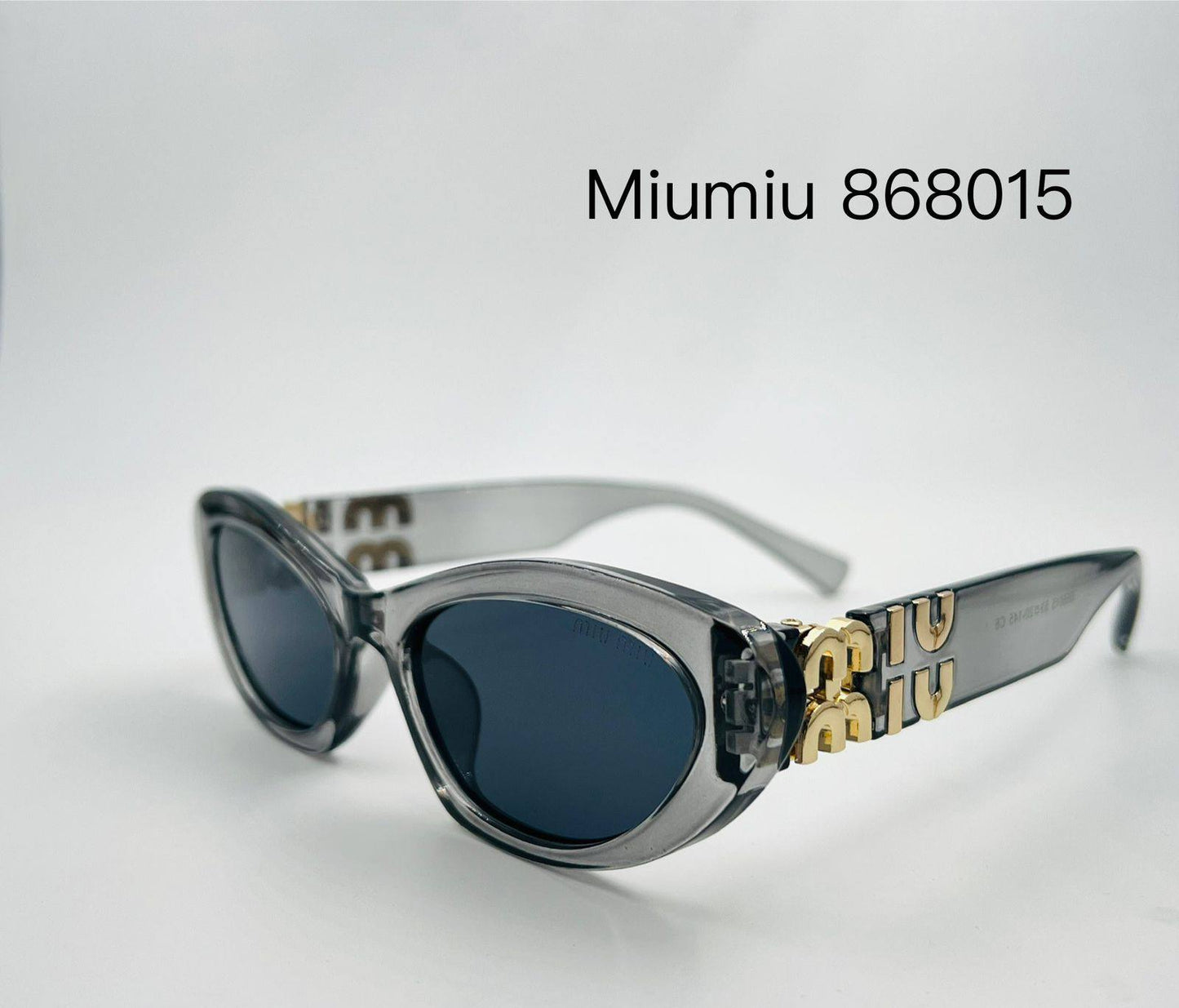 Miu Miu
Sunglasses 🕶️ 
good quality 💯
With master box 🗃️ 
50 dhs🌺

Zain273