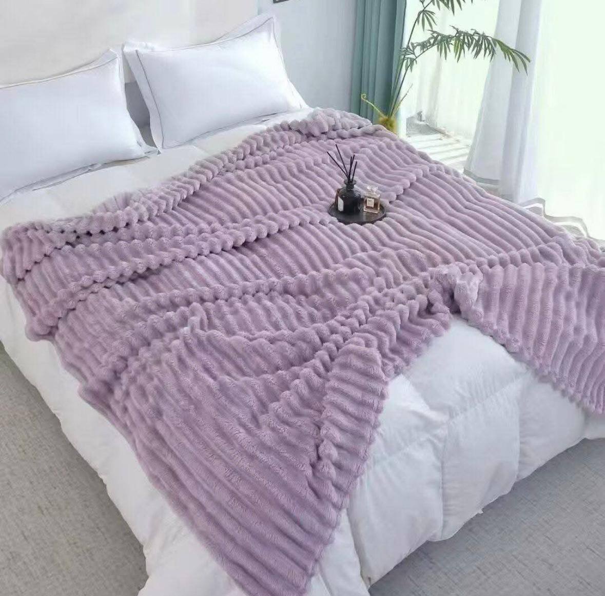 💥Comfortable healthy quality 💥
New collection 
Blanket 
Soft and smooth 
Size 230*200
60 dhs🪙🌨️

Zain99
♥️♥️♥️
