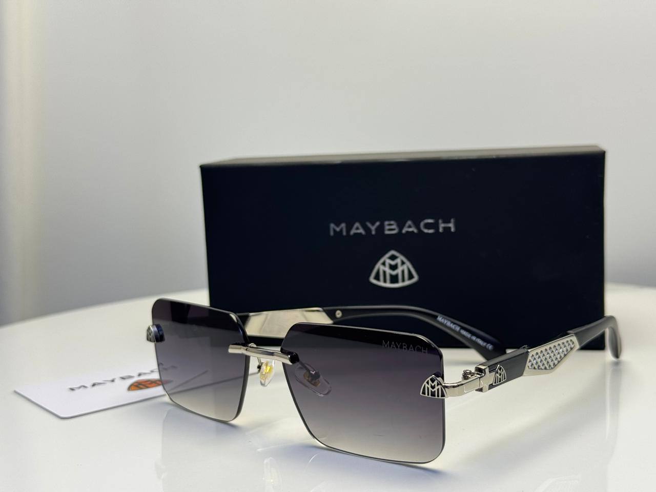 Maybach 
55 dhs🇦🇪🇦🇪

Zain29
♥️♥️♥️