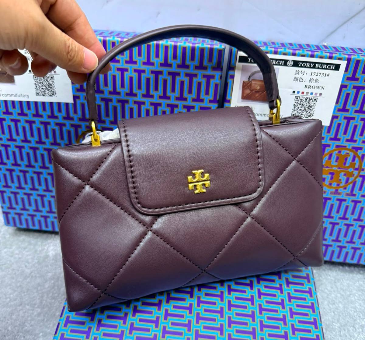 Tory burch

Withbox

100 dhs🇦🇪🇦🇪


Zain143
♥️♥️♥️