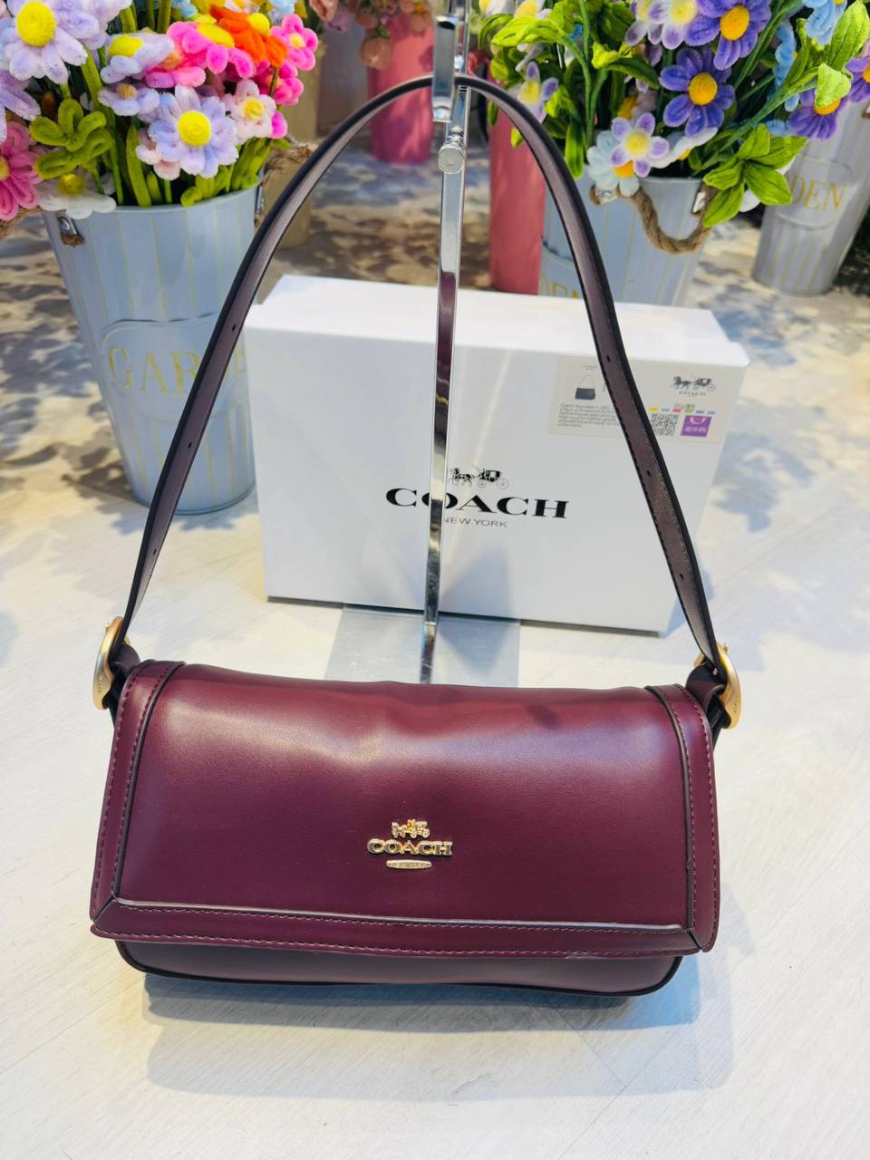 COACH  
ETTA
26cm
105 dhs❤️

with box
🎁🎁🎁

Zain44
♥️♥️♥️