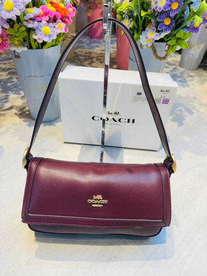 COACH  
ETTA
26cm
105 dhs❤️

with box
🎁🎁🎁

Zain44
♥️♥️♥️