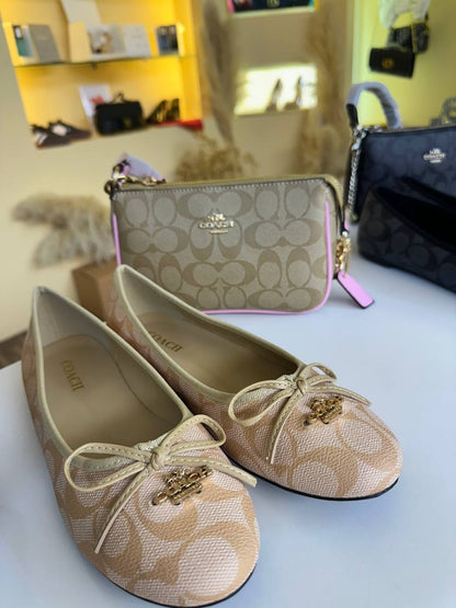 Coach  offer

195 dhs 
With boxes

Zain1221
♥️♥️♥️

Zc