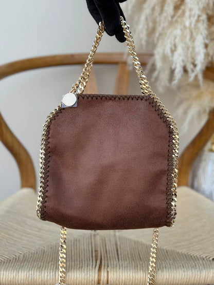 STELLA McCARTENY
18cm
330 dhs🇦🇪🇦🇪
Top quality

Zain167
♥️♥️♥️