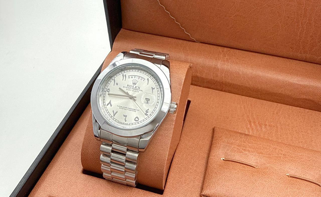 Omega - Rolex - Bvlagri
70 dhs🪙💕

Zain37
♥️♥️♥️