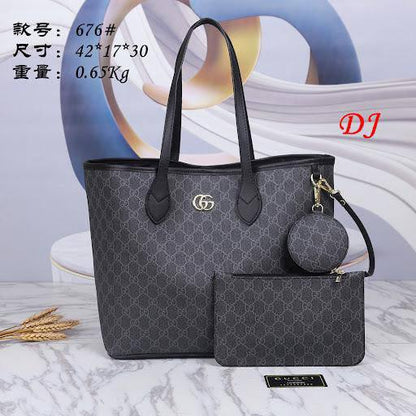 Gucci
85 dhs🪙🌨️

Zain136
♥️♥️♥️