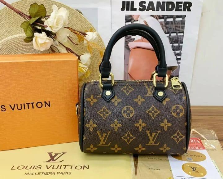 LV
With box 🎁🎁🎁

80 dhs❣️
speedy

Zain136
♥️♥️♥️