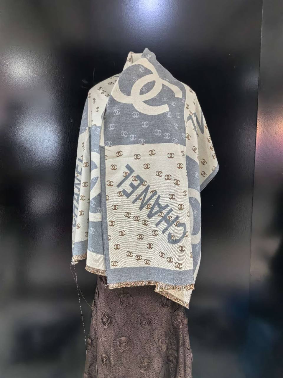 Scarf

Good quality 

50 dhs🇦🇪🇦🇪🇦🇪
Zain295
♥️♥️♥️
