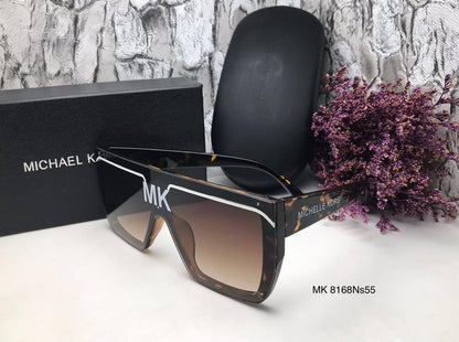 Sunglasses
70 dhs🪙💕

Zain126
♥️♥️♥️