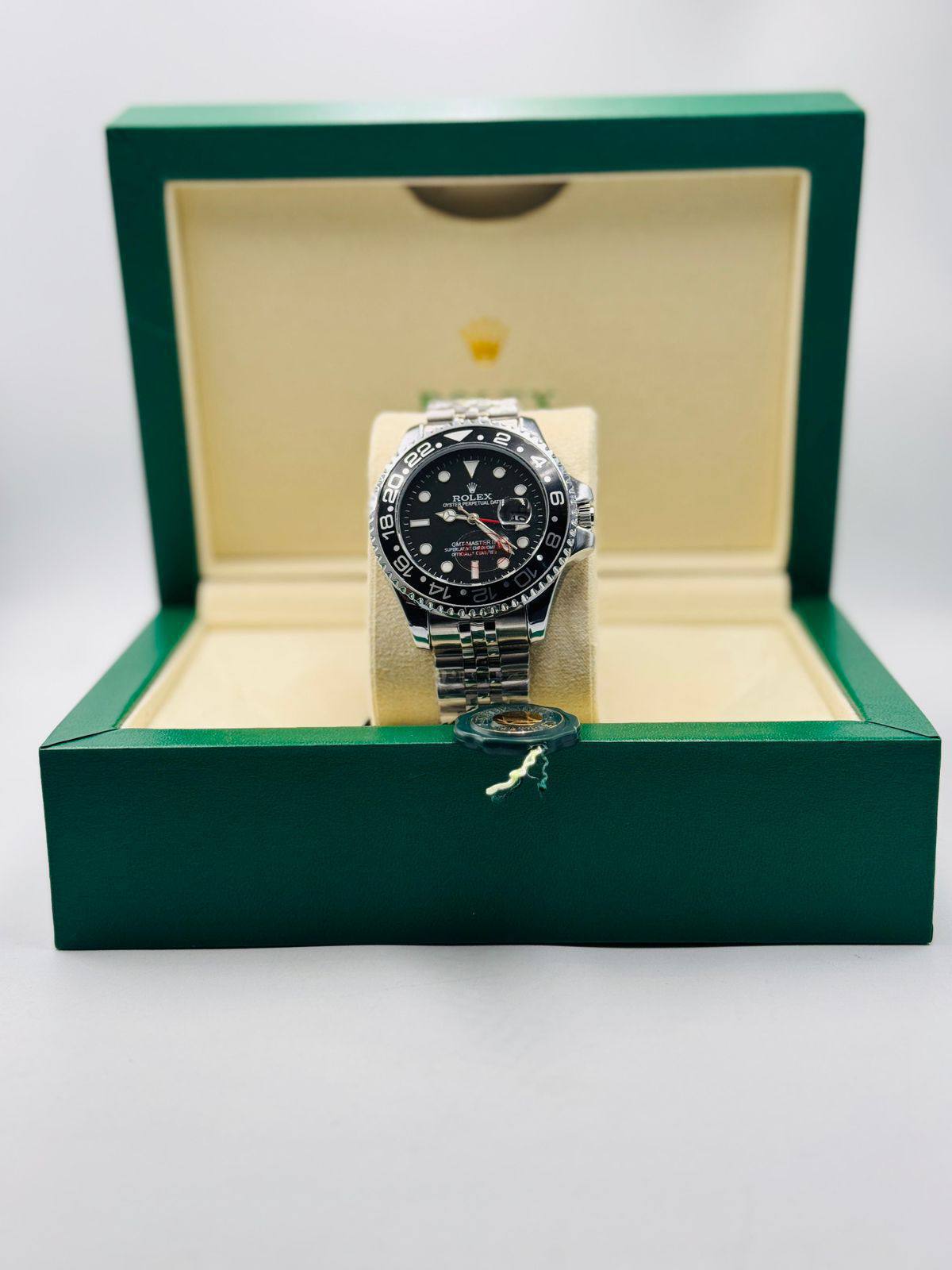 Rolex men 
65 dhs🗽

Zain08