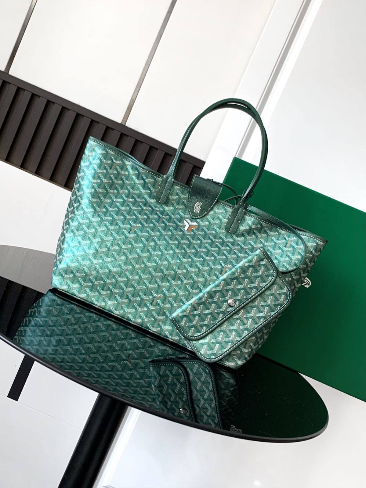 Goyard
Saint Louis 

bag Size 
34 cm

For Price 👇 WhatsApp✅
0568585901 
0507557372
0552275751 Owner Zain 👌

Zain274
♥️♥️♥️