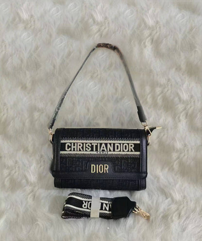 Dior
70 dhs🇦🇪🇦🇪

Zain50
♥️♥️♥️