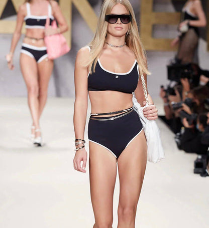 CHANEL
Women’s Bikini 
Master Quality 
SMLXL
250 dhs✅

Zain276
♥️♥️♥️