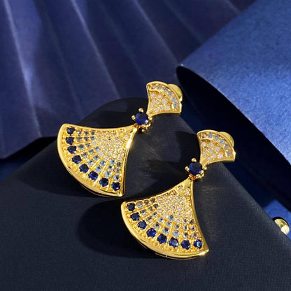 BVLGARI 💥*
Necklace 🦋
Earring❤️‍🔥
Master quality 💯
With normal boxes 📦 
120 dhs🪙💚
With master box 🗃️ 
160 dhs🪙💚

Zain216
♥️♥️♥️