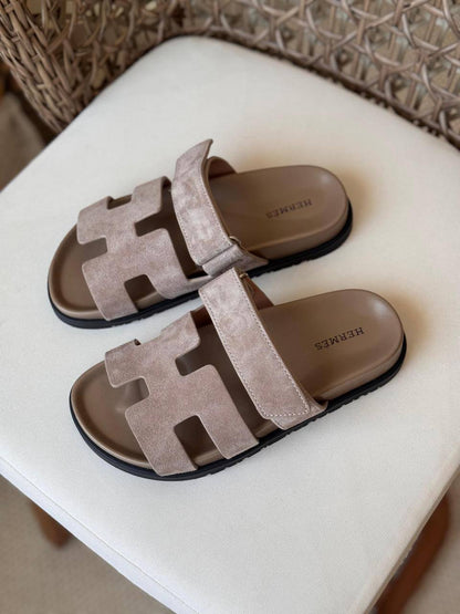 🩶 HERMES 🩶
✨ New Collection
👠 36–41
💎 Premium Quality
🔥 Super Master
450 dhs💛

Zain198
Zain309
♥️♥️♥️