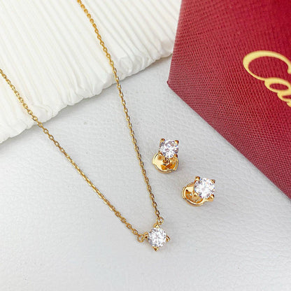 CARTIER SET 
MASTER 
NECKLACE EARRINGS
✨💫

100 DHS

WITH BOX AND PAPER BAG🎁🛍️

zain89
♥️♥️♥️