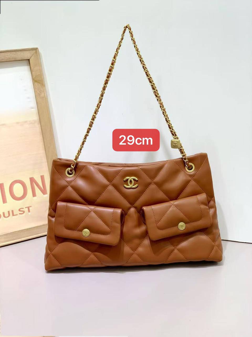 Chanel
100 dhs✅

Zain168
♥️♥️♥️
