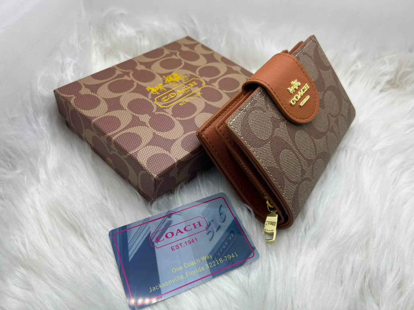 Wallets
60 dhs✅

Zain182
♥️♥️♥️