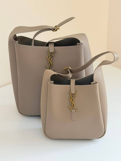 Master Bags
For Price 👇 WhatsApp✅
0568585901 
0507557372
0552275751 Owner Zain 👌

Zain134
♥️♥️♥️