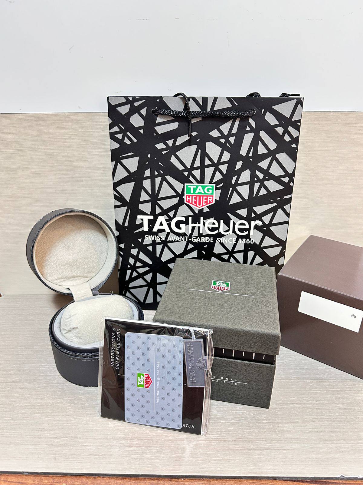 Master Watches Boxes
50 dhs🌺

Zain85
♥️♥️♥️