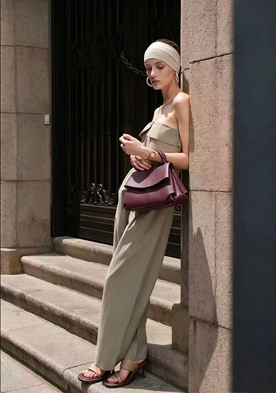 Polene 

GOOD QUALITY 
130 dhs🇦🇪🇦🇪

Zain295
♥️♥️♥️
