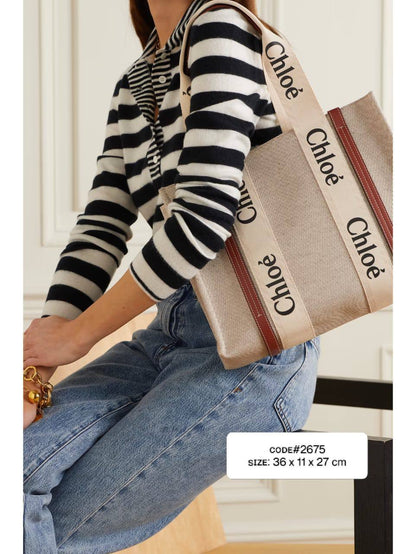 CHLOE ᴏɴ ᴛʜᴇ ɢᴏ
sʜᴏᴜʟᴅᴇʀ ᴛᴏᴛᴇʙᴀɢ
ᴄᴀɴᴠᴀs ᴍᴀᴛᴇʀɪᴀʟ
ᴍᴀɢɴᴇᴛɪᴄ ʟᴏᴄᴋ
sɪᴢᴇ : 36 x 11 x 27 cm (MEDIUM)

70 dhs✅

Zain31
♥️♥️♥️