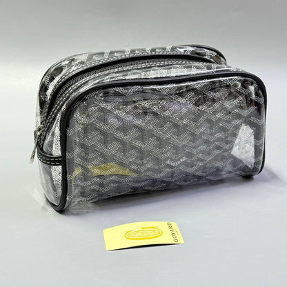 GOYARD 
 GOOD QUALITY 
75 dhs🇦🇪🇦🇪
SIZE: 21cm

Zain39
♥️♥️♥️