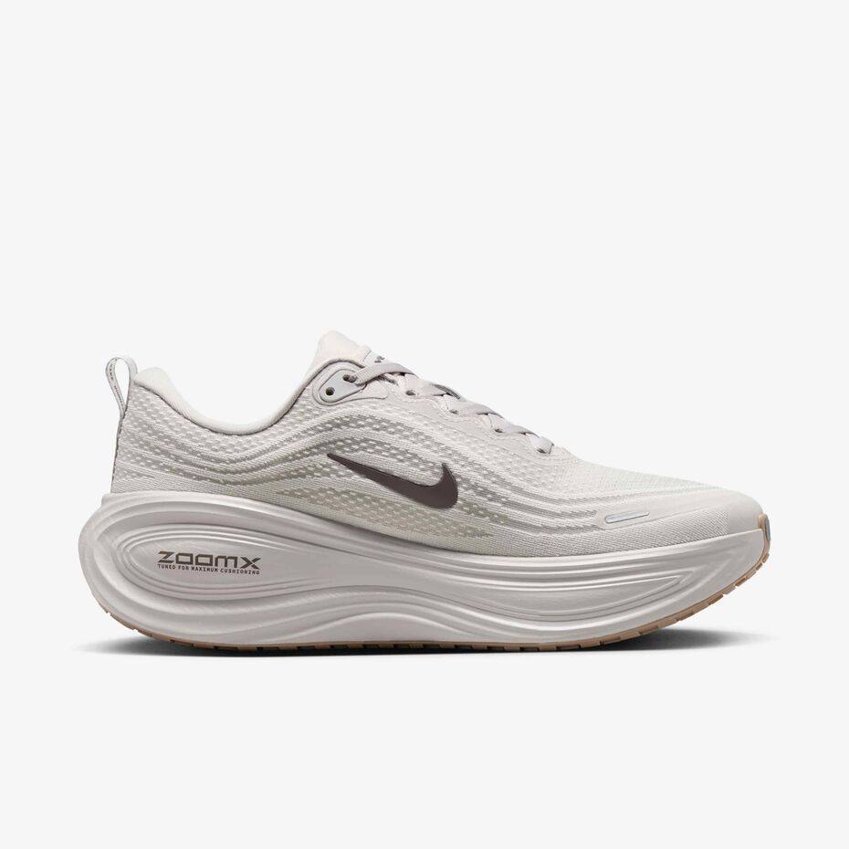 Nike Vomero Plus ‘ "College Grey" 🩶
NEW ARRIVALS 🤩
36-45 AVAILABLE 😇
210 dhs💓

Zain242
♥️♥️♥️
