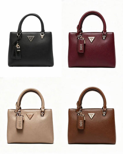 Prada
130 dhs🇦🇪🇦🇪
size：24cm
High-quality with box

Zain35
♥️♥️♥️