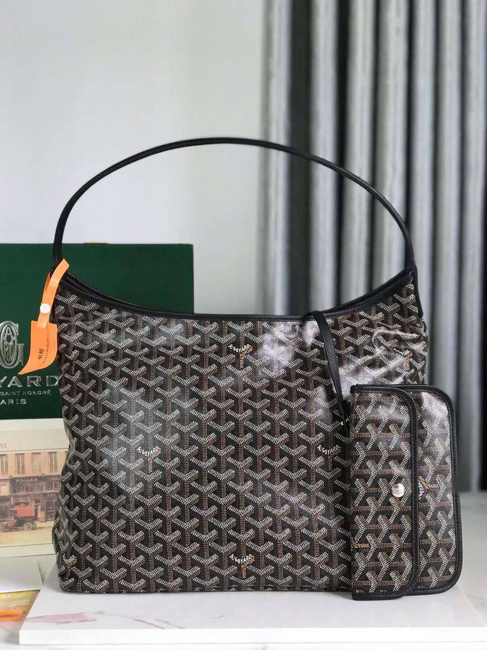 Goyard
Master🌺🌺
240 dhs💓

Zain228
♥️♥️♥️