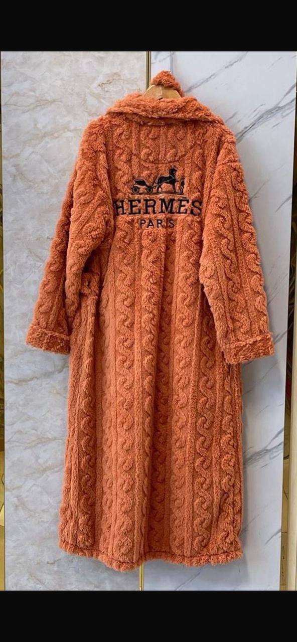 Towel 
230 dhs✅
Size free

Zain231
♥️♥️♥️