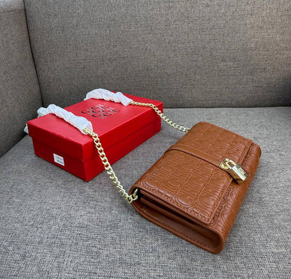 Cah

85 dhs🪙🌨️

high quality 

With box
🎁🎁🎁

Zain26
♥️♥️♥️
