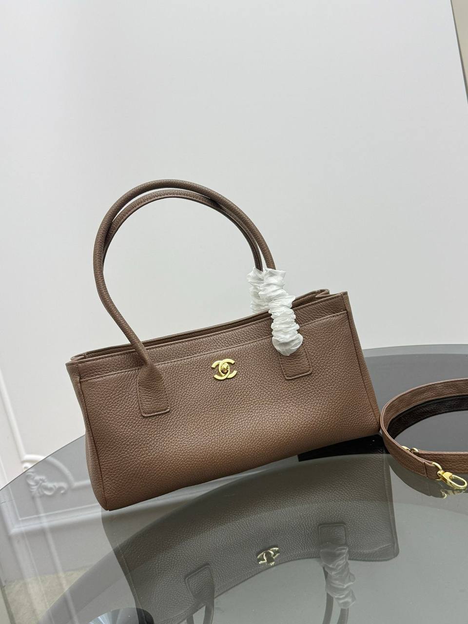 Chanel
Master🌺
33cm 
35cm
350 dhs✅

Zain228
♥️♥️♥️